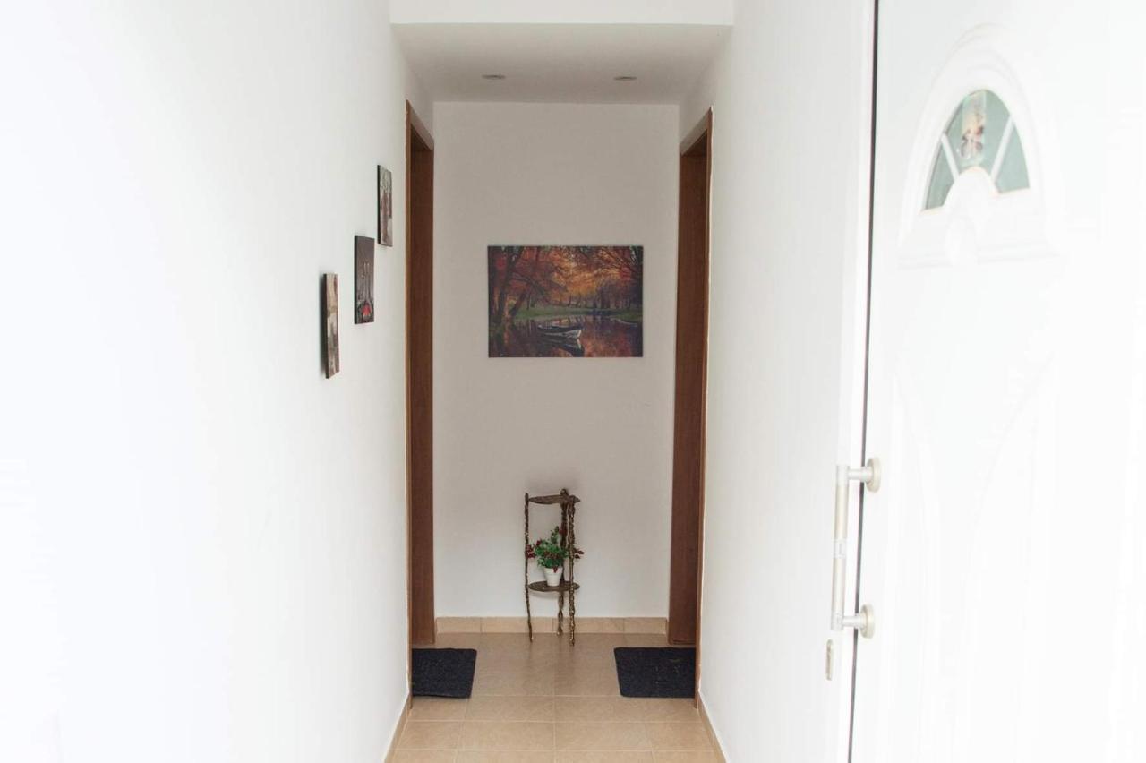 Apartamento Mirmidones Anesis Agrelia Exterior foto