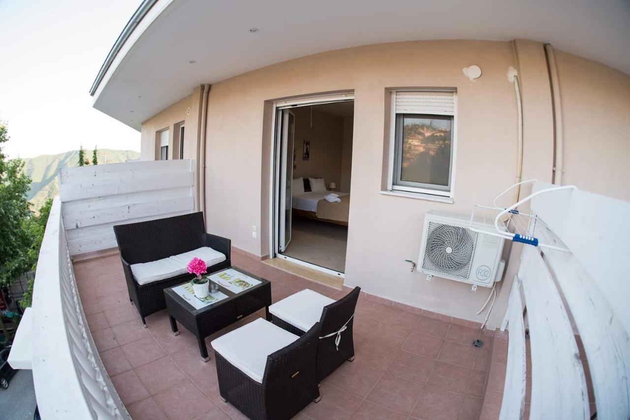 Apartamento Mirmidones Anesis Agrelia Exterior foto